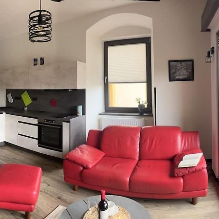 Byt V Blizkosti Centra A V Klidne Zone Tábor Extérieur photo