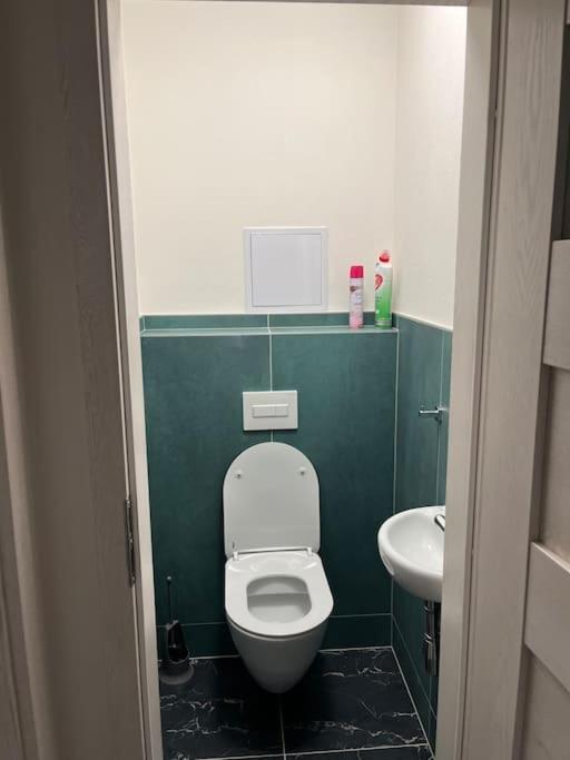 Byt V Blizkosti Centra A V Klidne Zone Tábor Extérieur photo
